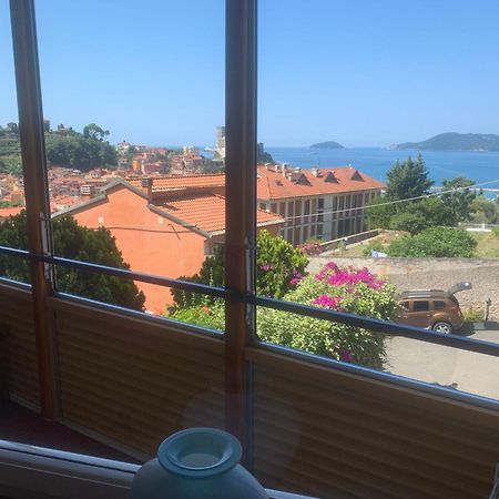 La Casa Di Loris Apartment Lerici Bagian luar foto